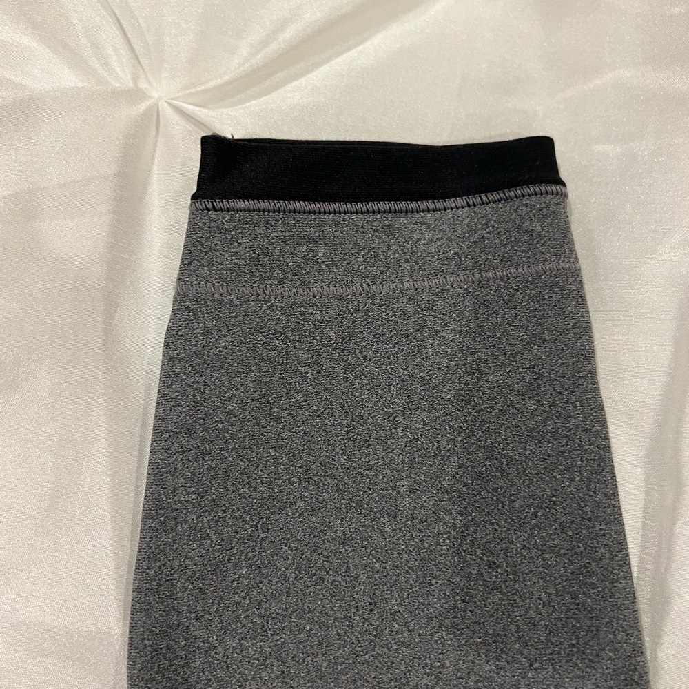 UNDER ARMOUR WORKOUT PANTS SIZE XS - Picture 2 of 11